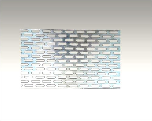 擋葉網(wǎng) 擋葉網(wǎng)被安裝在雨落水系統(tǒng)中檐溝的上開口處,主要是用來防止落葉雜物掉進(jìn)檐溝,造成雨水管的堵塞.